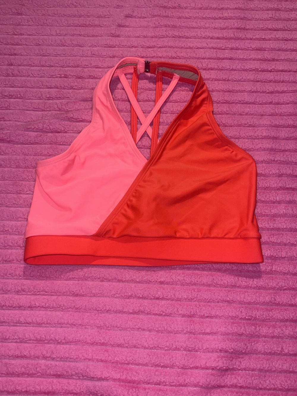Colorblock Pink & Red Cross-Back Sports Bra